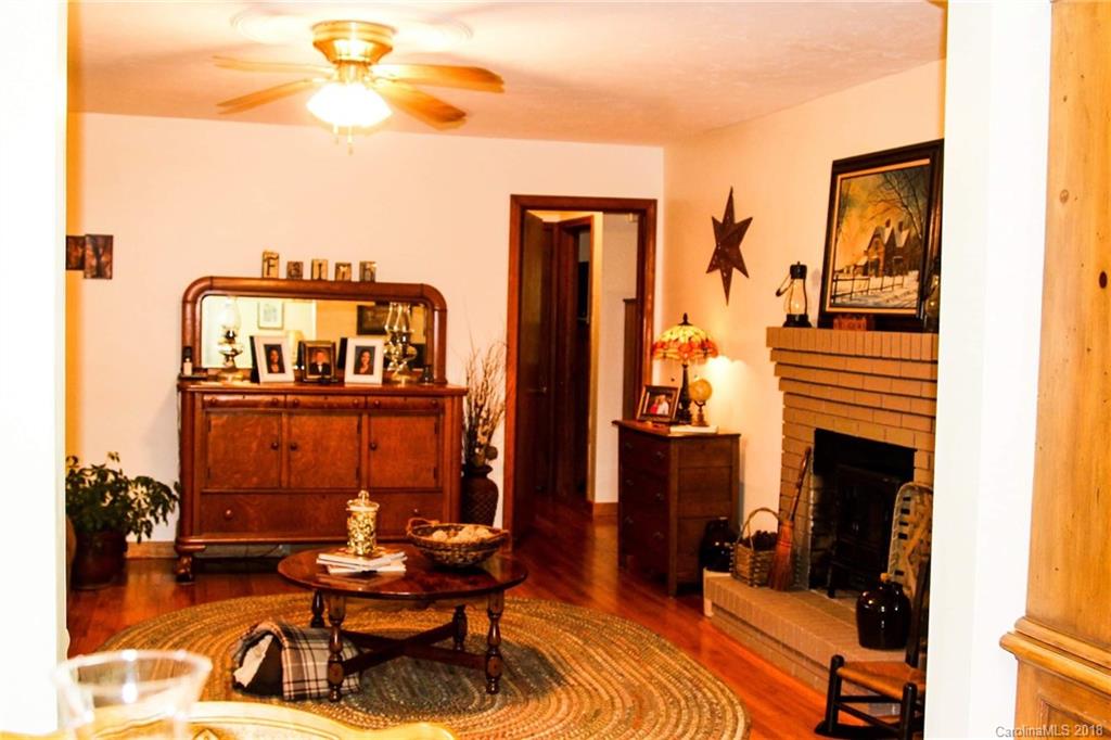 342 Calvert Road Brevard, NC 28712 - Photo 21 of 30 Gallery Image 21