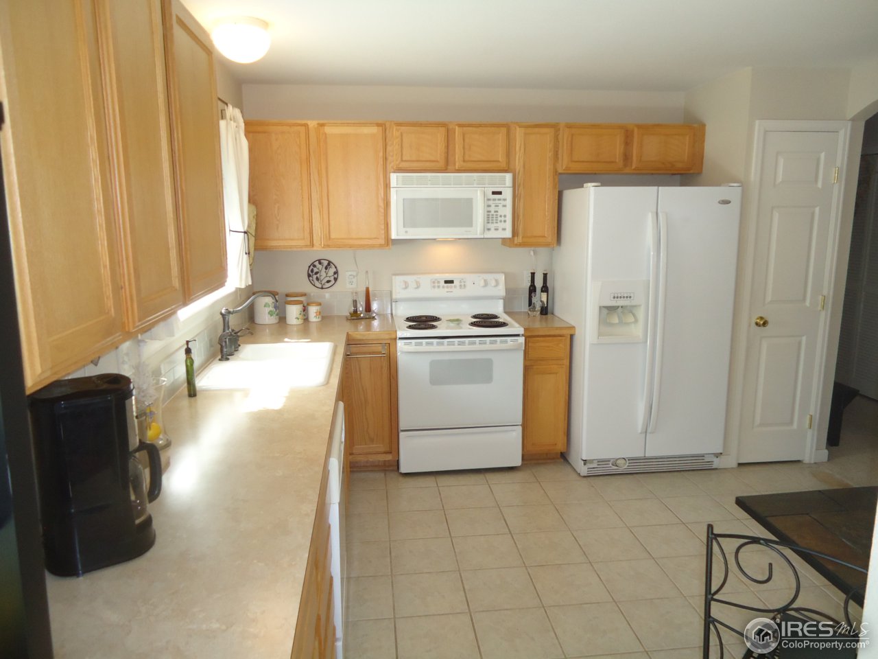 2531 Antelope Road Fort Collins, CO 80525 - Photo 8 of 31 All Kitchen appliances Stay