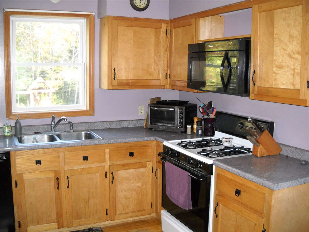 513 Archertown Road Orford, NH 03777 - Photo 4 of 16 Gallery Image 4