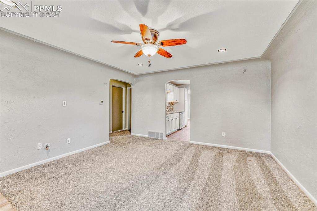 817 Prairie Road Colorado Springs, CO 80909 - Photo 15 of 38