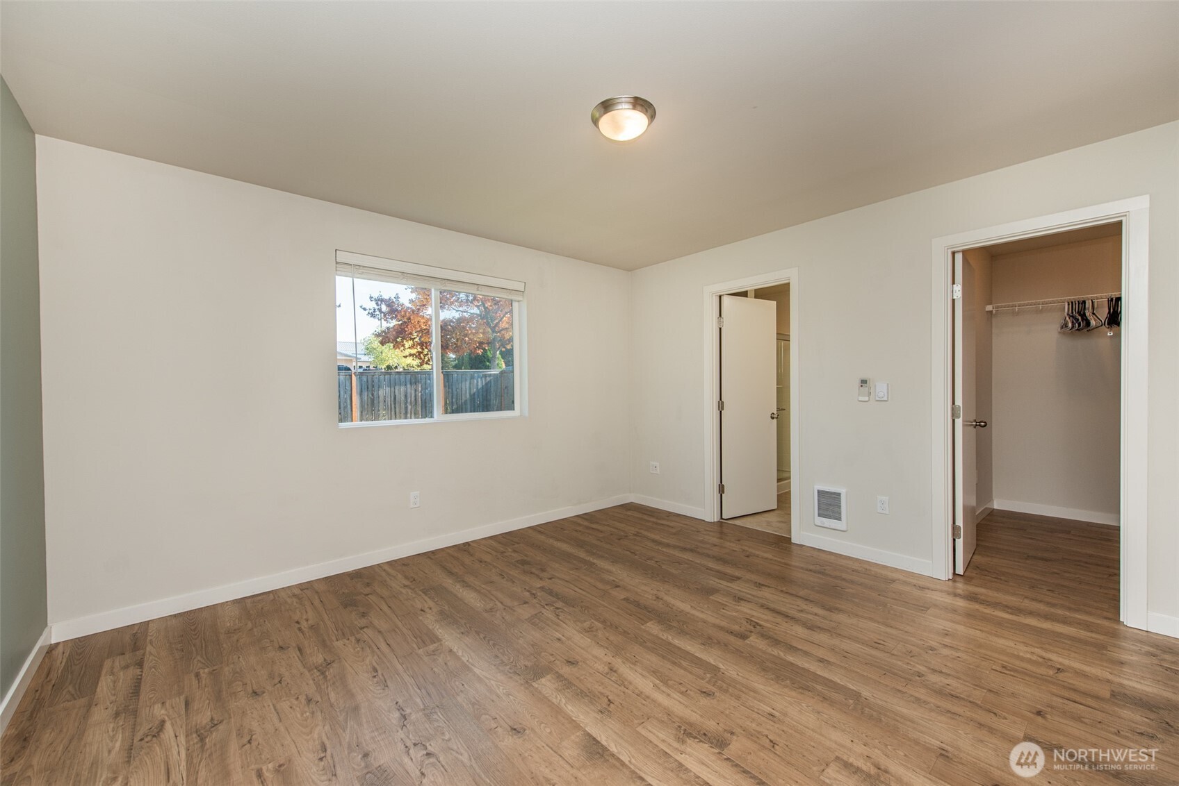 3601 Page Street Port Angeles, WA 98362 - Photo 22 of 35 wooden floor in an empty room