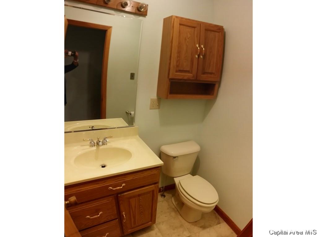 4227 Bissell Road Springfield, IL 62707 - Photo 11 of 16