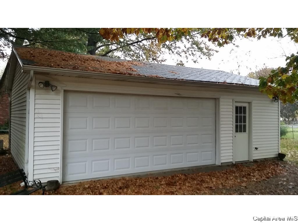 4227 Bissell Road Springfield, IL 62707 - Photo 2 of 16