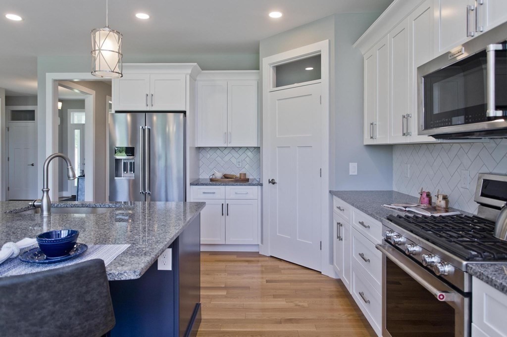 8 Gil Farm Road Southampton, MA 01073 - Photo 7 of 42 Gallery Image 7