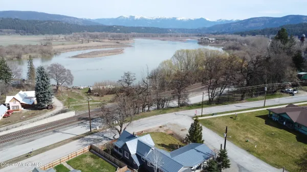 $425,000 | 7042 Oak Street, Bonners Ferry, ID 83805