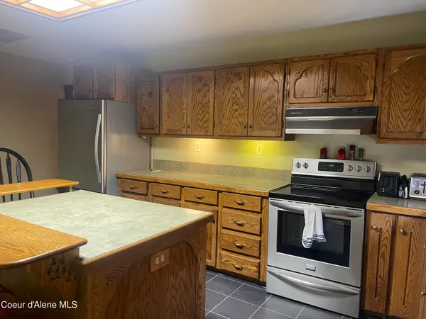 $425,000 | 7042 Oak Street, Bonners Ferry, ID 83805