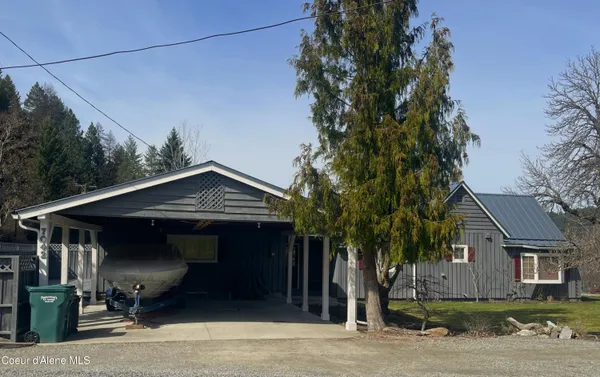 $425,000 | 7042 Oak Street, Bonners Ferry, ID 83805