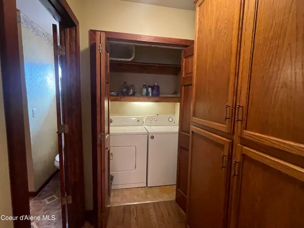 $425,000 | 7042 Oak Street, Bonners Ferry, ID 83805