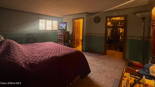 $425,000 | 7042 Oak Street, Bonners Ferry, ID 83805