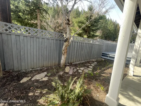 $425,000 | 7042 Oak Street, Bonners Ferry, ID 83805