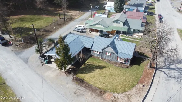 $425,000 | 7042 Oak Street, Bonners Ferry, ID 83805