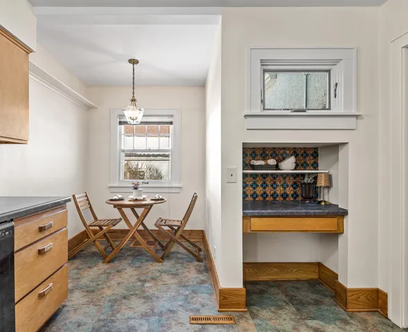 $325,000 | 346 McKinley Avenue, Eau Claire, WI 54701