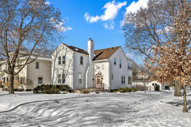 $325,000 | 346 McKinley Avenue, Eau Claire, WI 54701