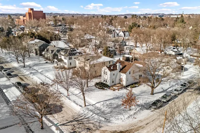 $325,000 | 346 McKinley Avenue, Eau Claire, WI 54701