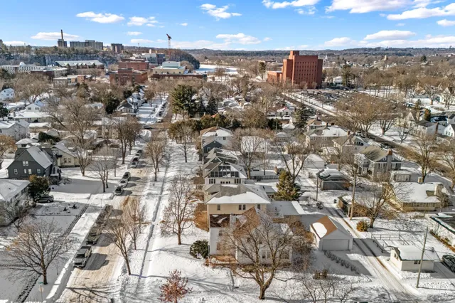 $325,000 | 346 McKinley Avenue, Eau Claire, WI 54701