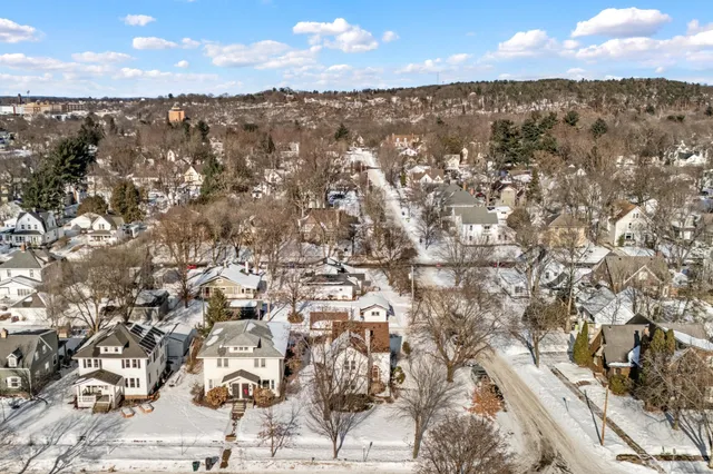 $325,000 | 346 McKinley Avenue, Eau Claire, WI 54701