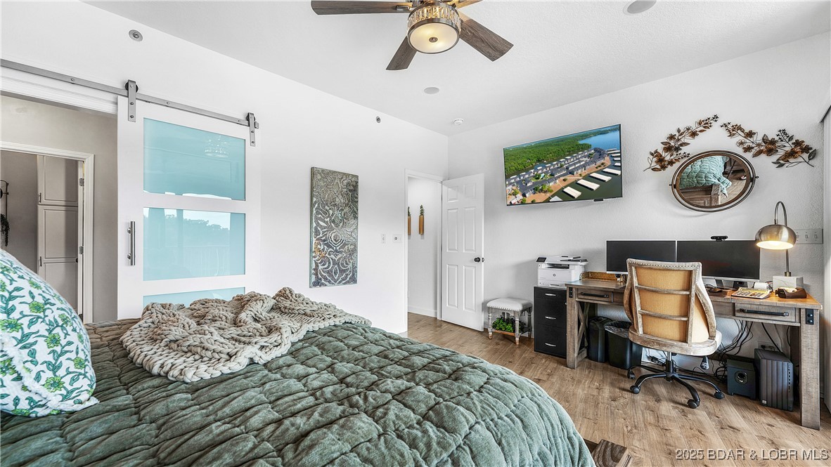 611 Lazy Days Road, Unit I6 Osage Beach, MO 65065 - Photo 12 of 44 Primary suite