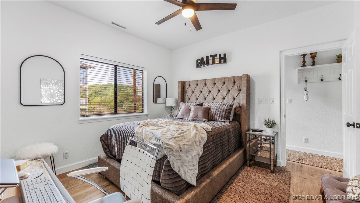 611 Lazy Days Road, Unit I6 Osage Beach, MO 65065 - Photo 20 of 44 Guest bedroom