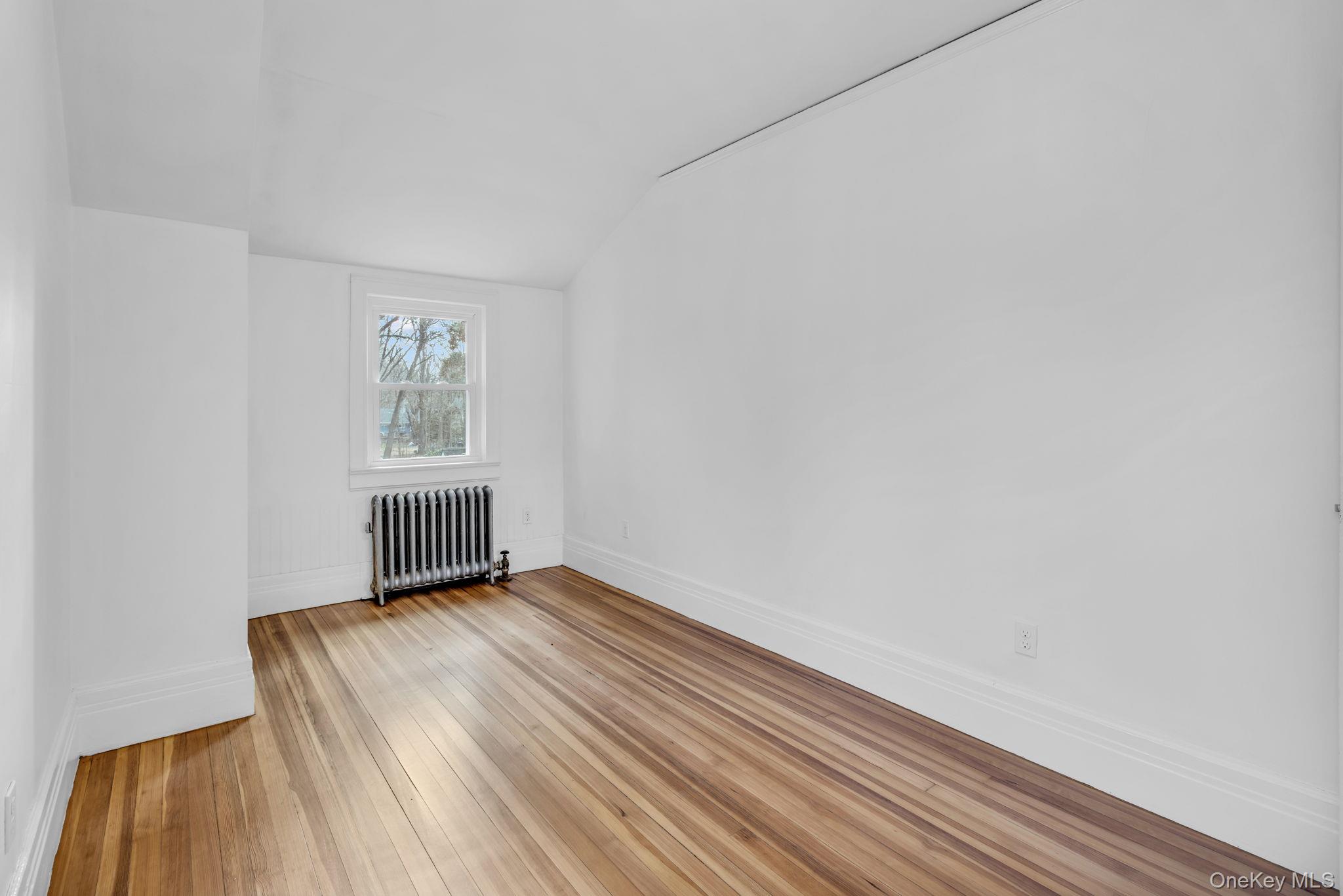 475 Dobbs Ferry Road White Plains, NY 10607 - Photo 27 of 29 a view of an empty room and a window