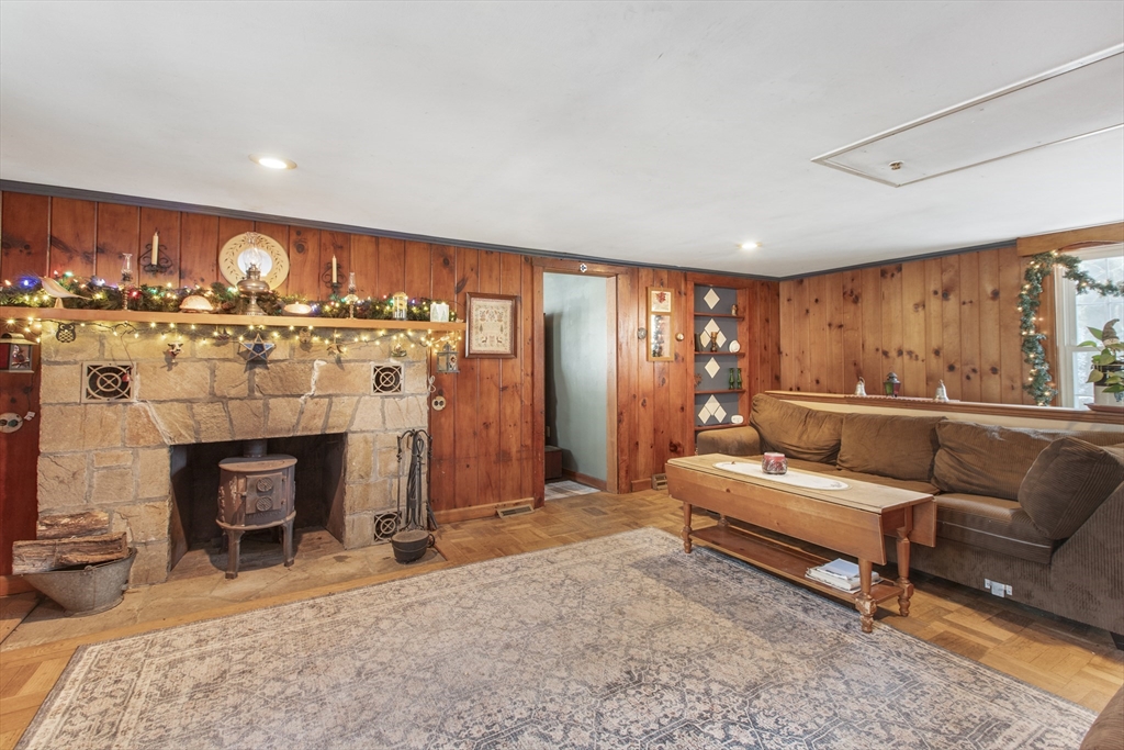 22 Mill Pond Road Pembroke, MA 02359 - Photo 11 of 25