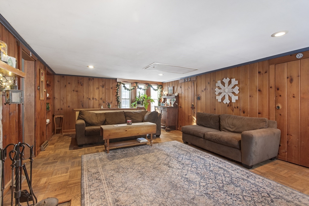 22 Mill Pond Road Pembroke, MA 02359 - Photo 14 of 25