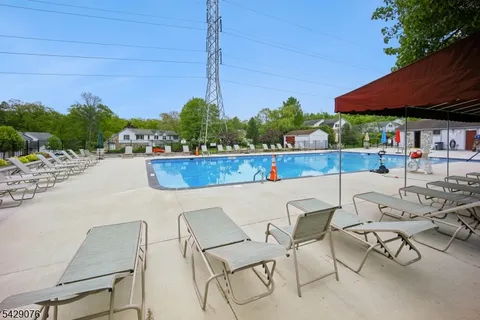 $459,000 | 9C Sentinel Court, Chatham, NJ 07928