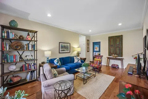 $459,000 | 9C Sentinel Court, Chatham, NJ 07928
