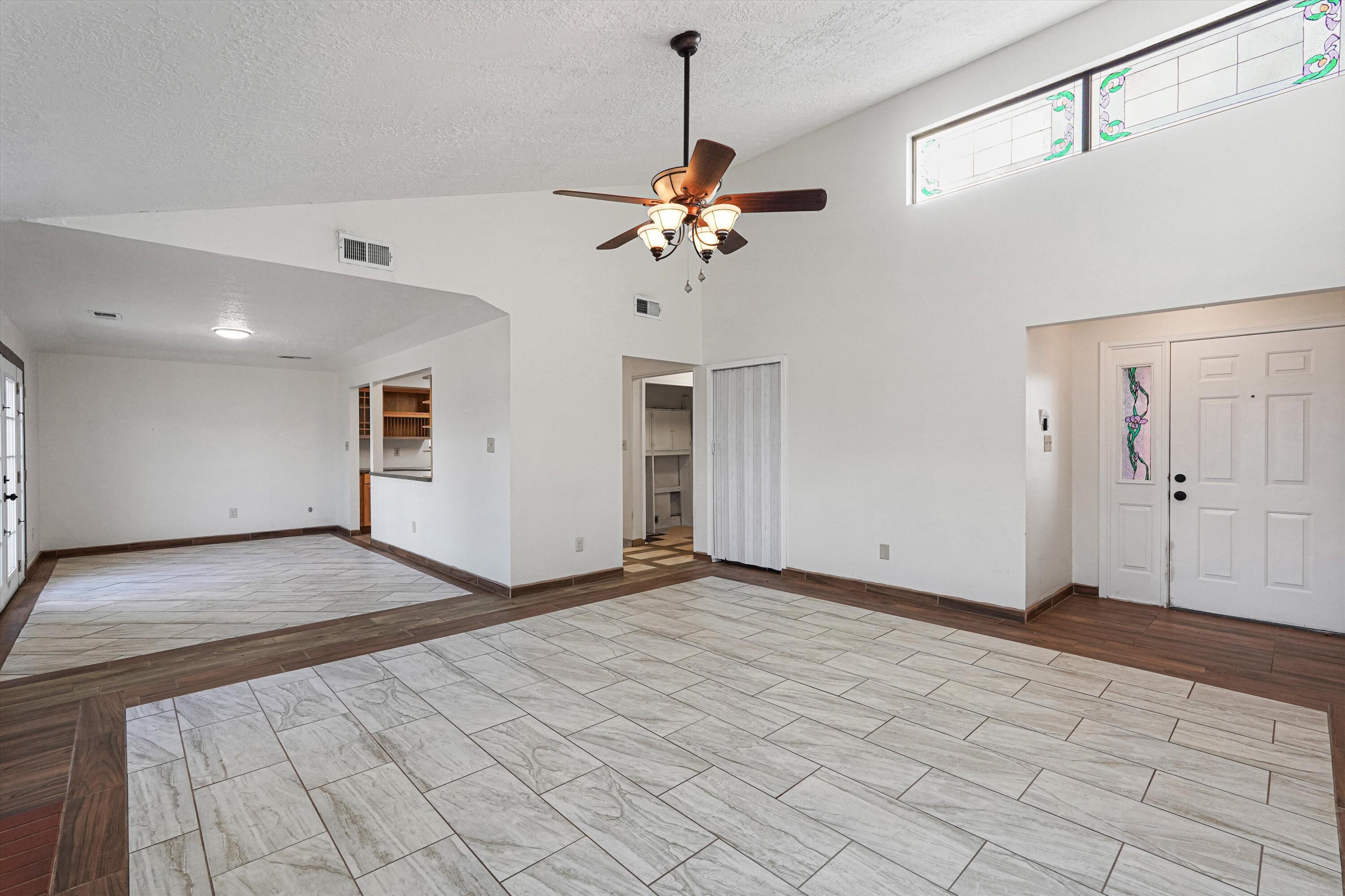 868 Campfire Road Southeast Rio Rancho, NM 87124 - Photo 3 of 36 Gallery Image 3