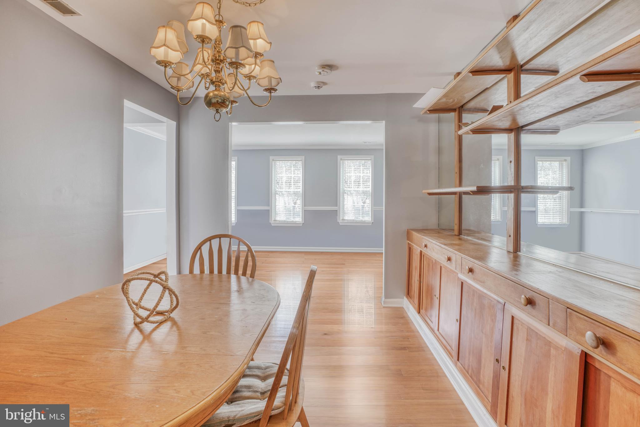8605 Heathermill Road Baltimore, MD 21236 - Photo 16 of 50 Dining room - Another angle w/ built-in and mirror