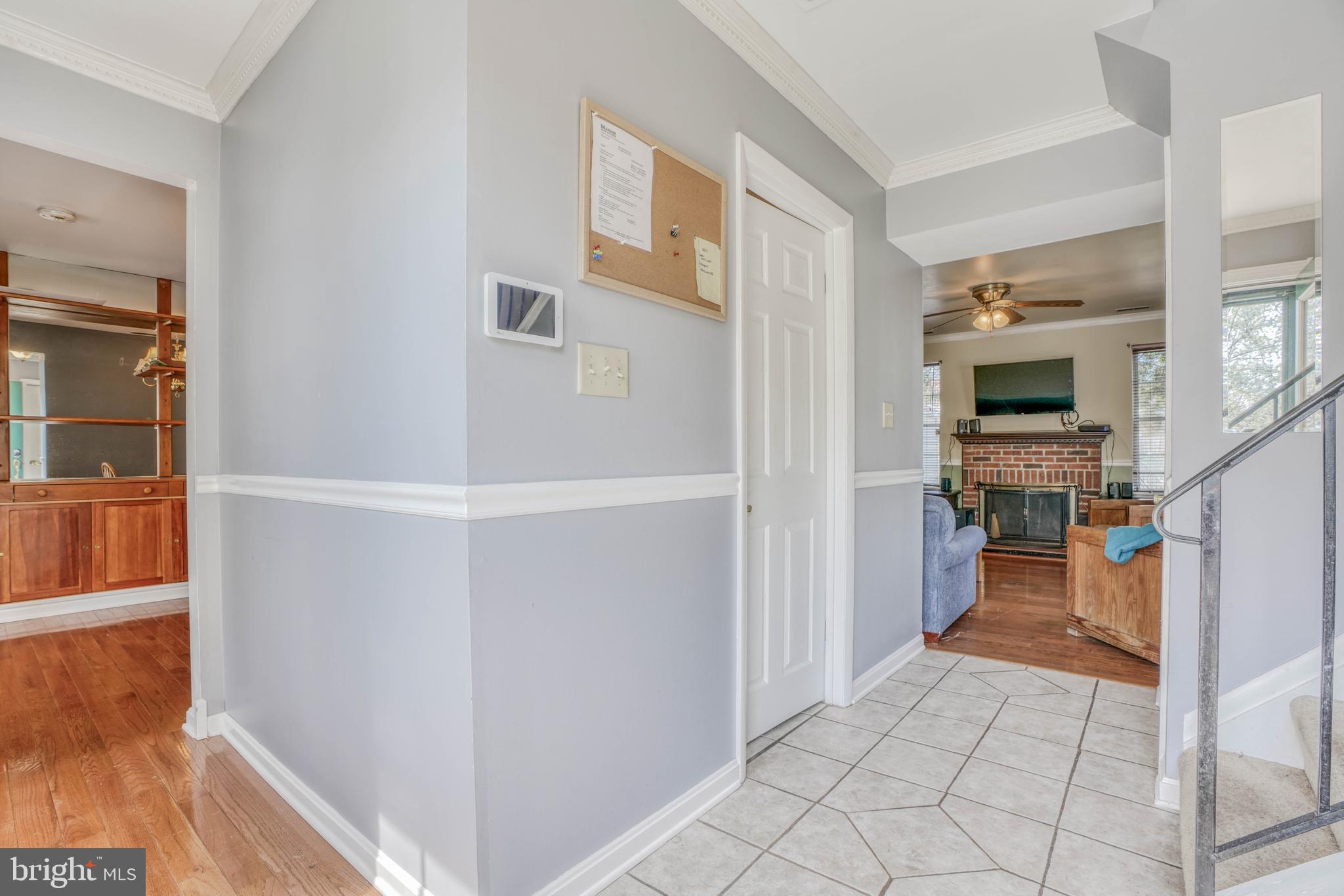 8605 Heathermill Road Baltimore, MD 21236 - Photo 3 of 50 Foyer - On your left LR and DR