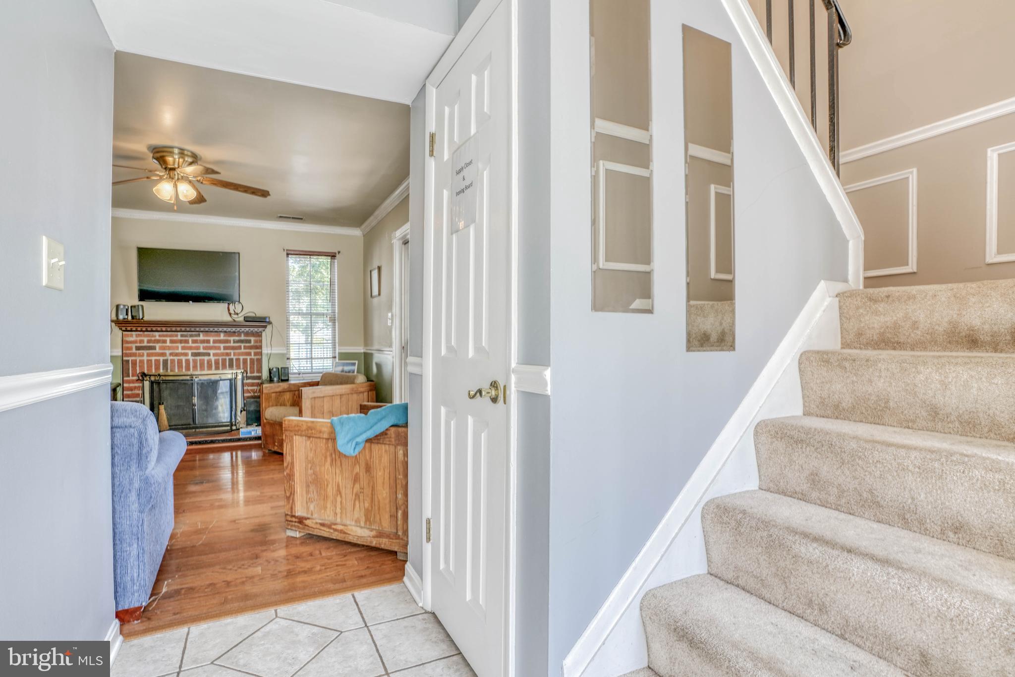 8605 Heathermill Road Baltimore, MD 21236 - Photo 4 of 50 Foyer - On your right PR and stairs