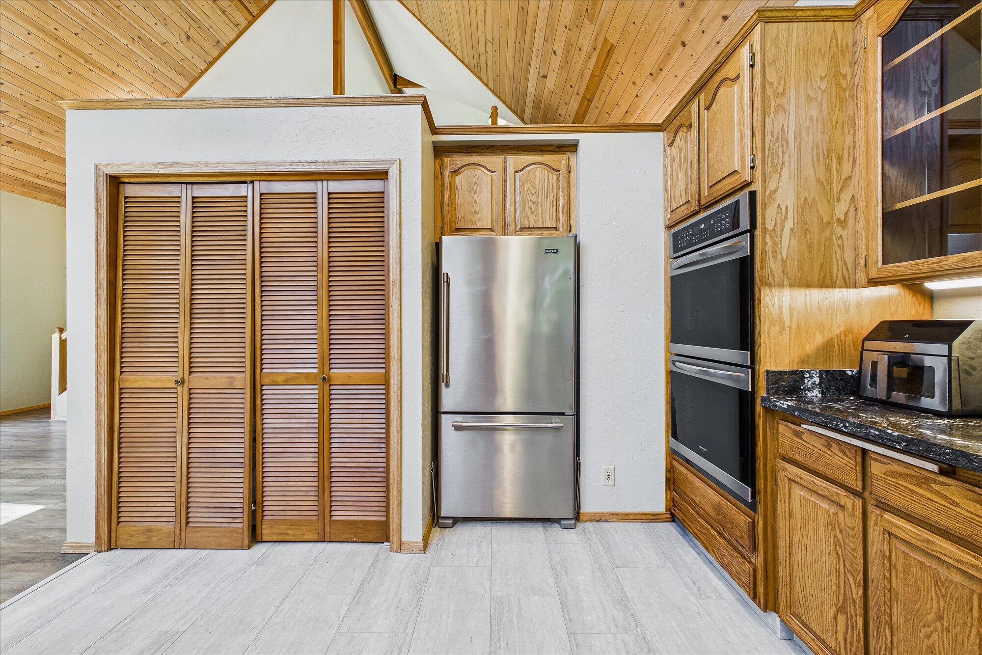 3167 Pigeon Point Road Eureka, CA 95503 - Photo 19 of 62 Gallery Image 19
