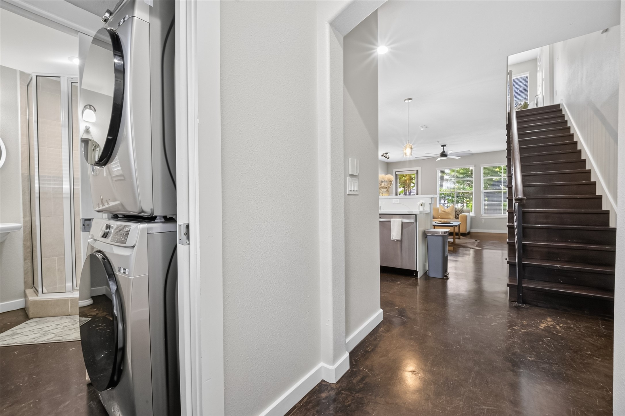 2216 Chenevert Street, Unit 7 Houston, TX 77003 - Photo 8 of 19