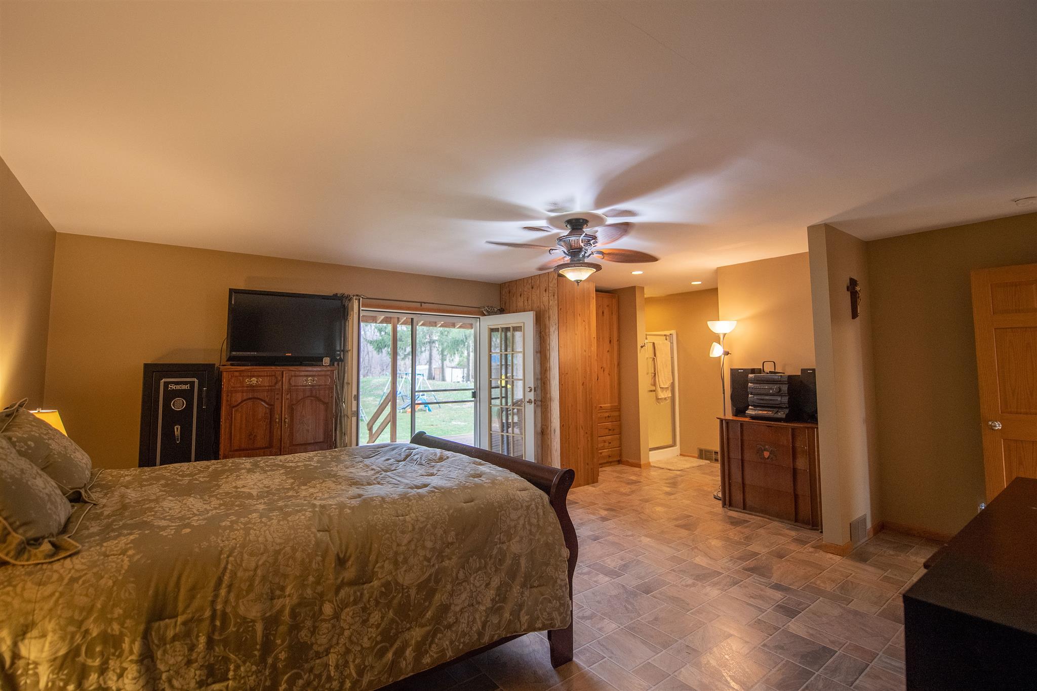 29445 Edison Road New Carlisle, IN 46552 - Photo 19 of 25