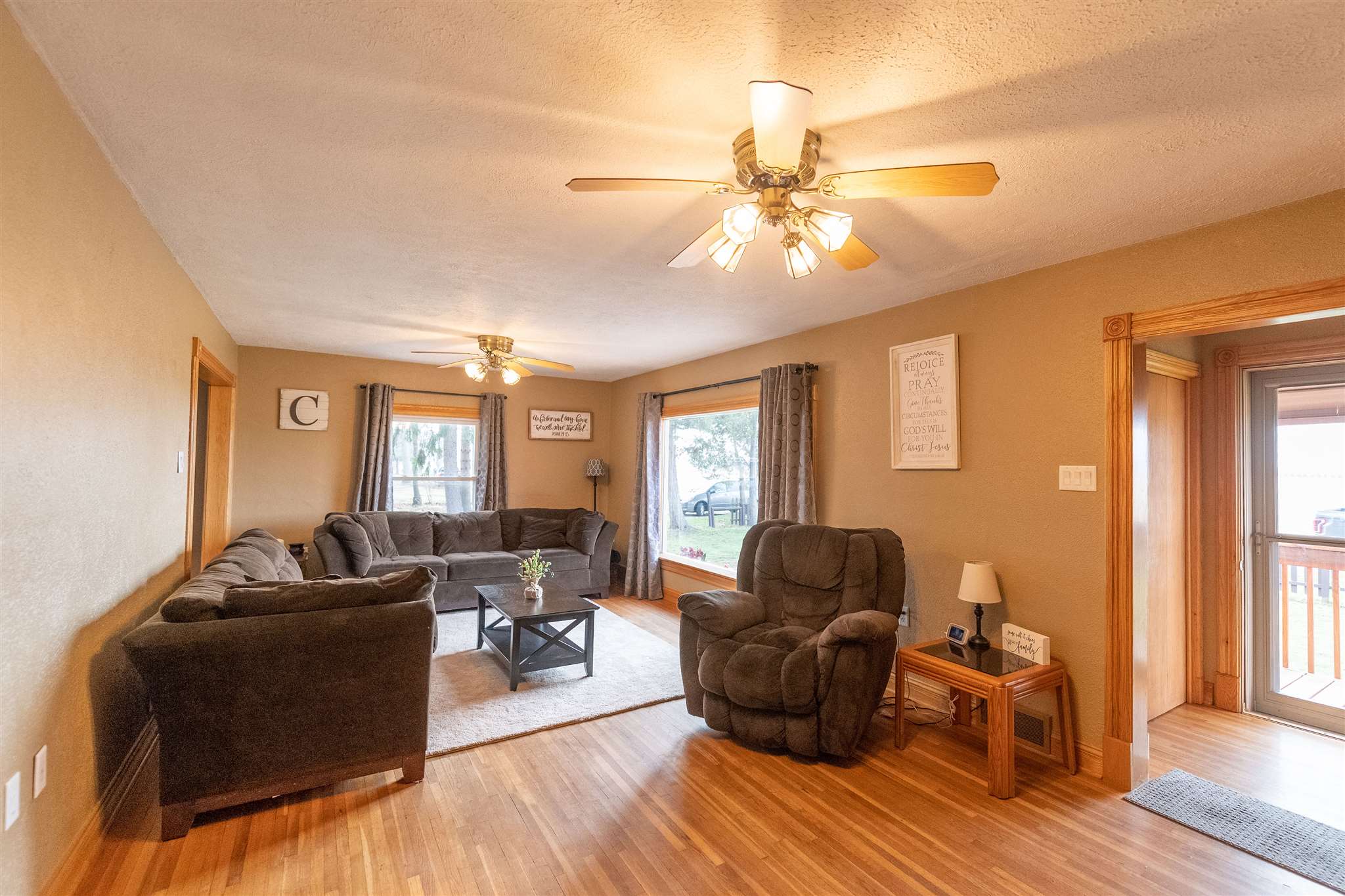 29445 Edison Road New Carlisle, IN 46552 - Photo 4 of 25