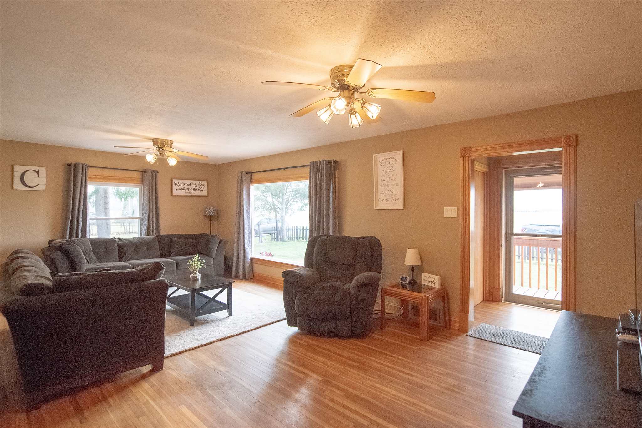 29445 Edison Road New Carlisle, IN 46552 - Photo 6 of 25