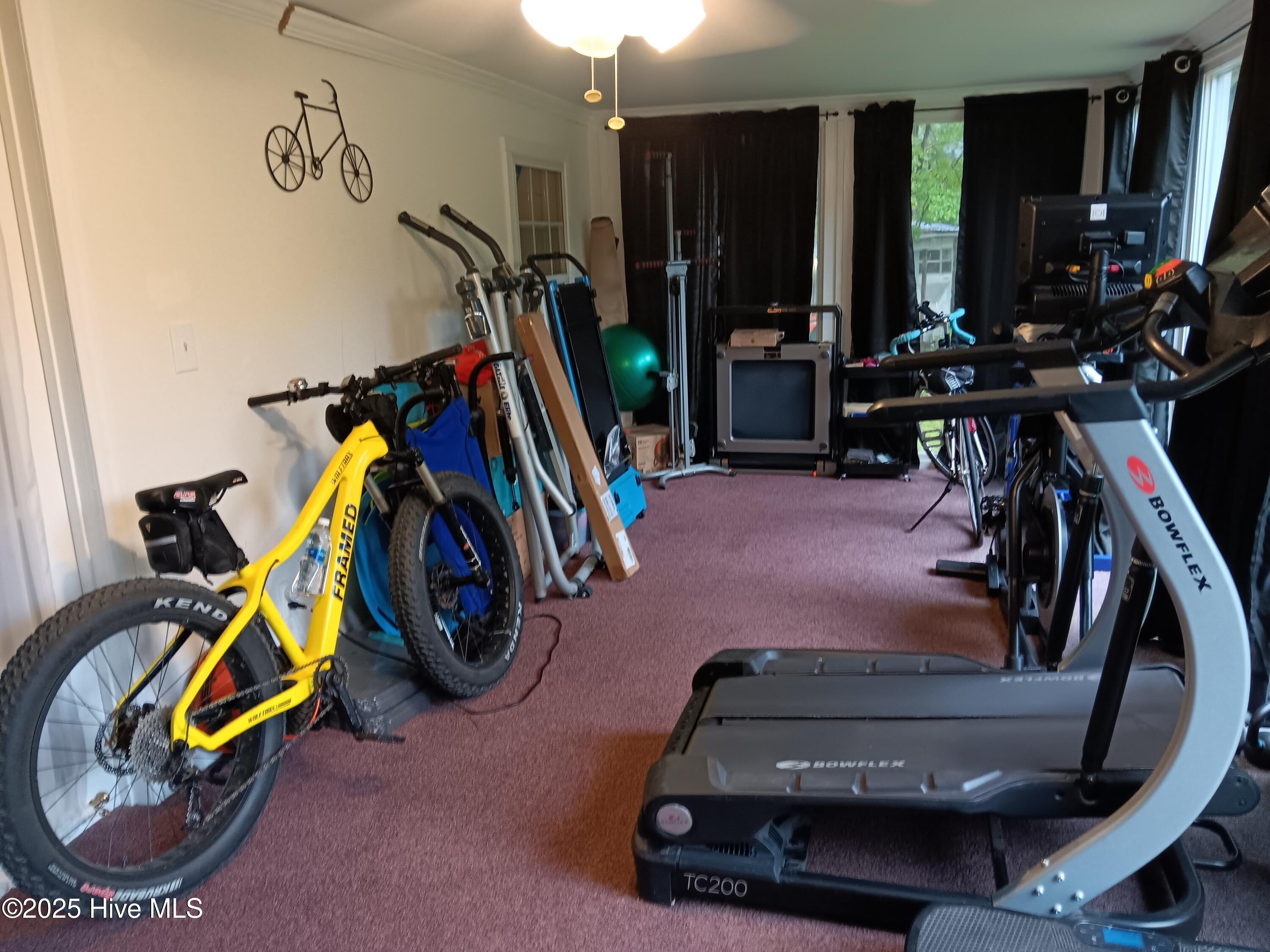 825 Putnam Church Road Carthage, NC 28327 - Photo 8 of 13 Enclosed Porch