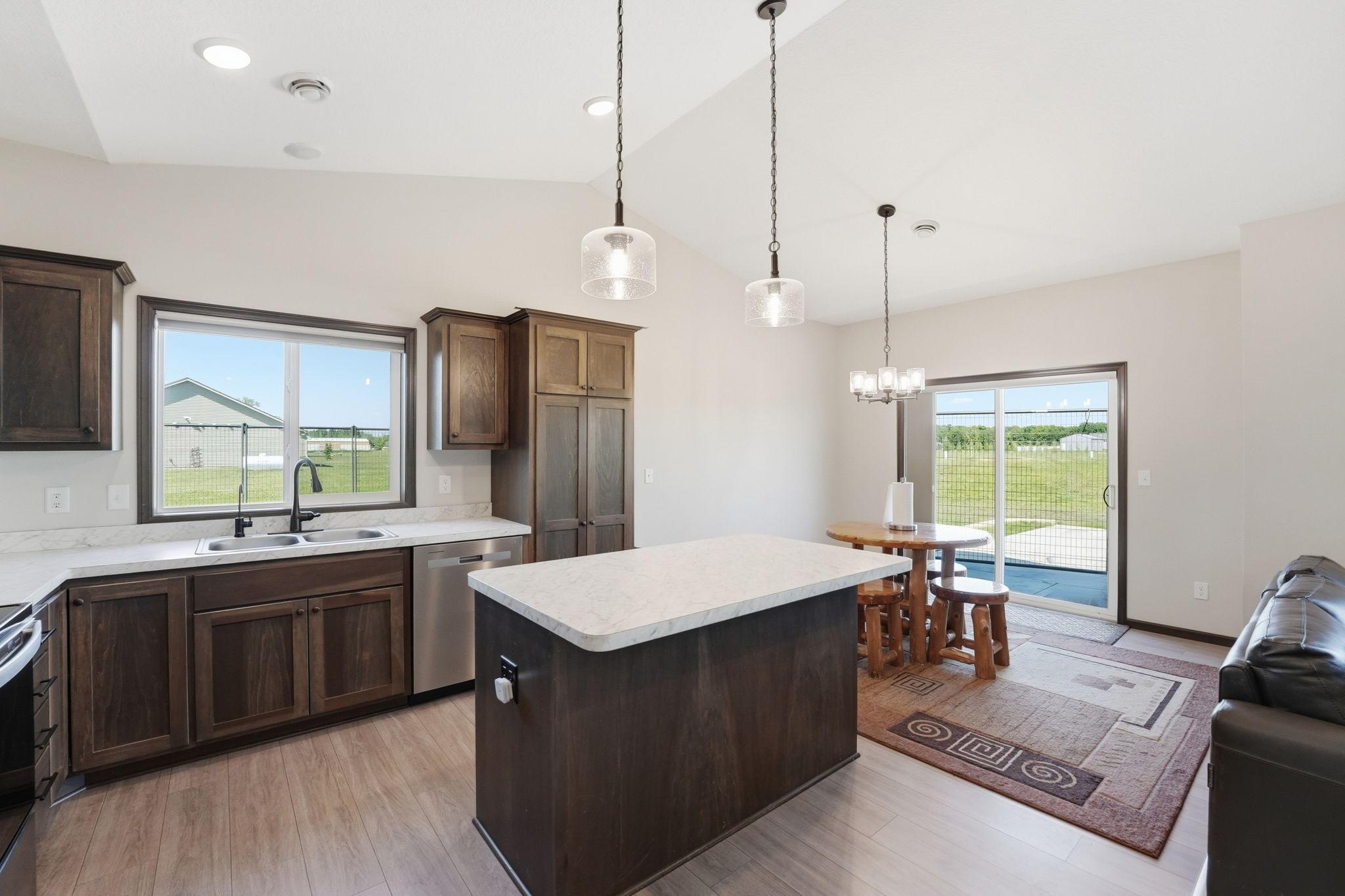 8594 Dolphin Road Princeton, MN 55371 - Photo 7 of 18