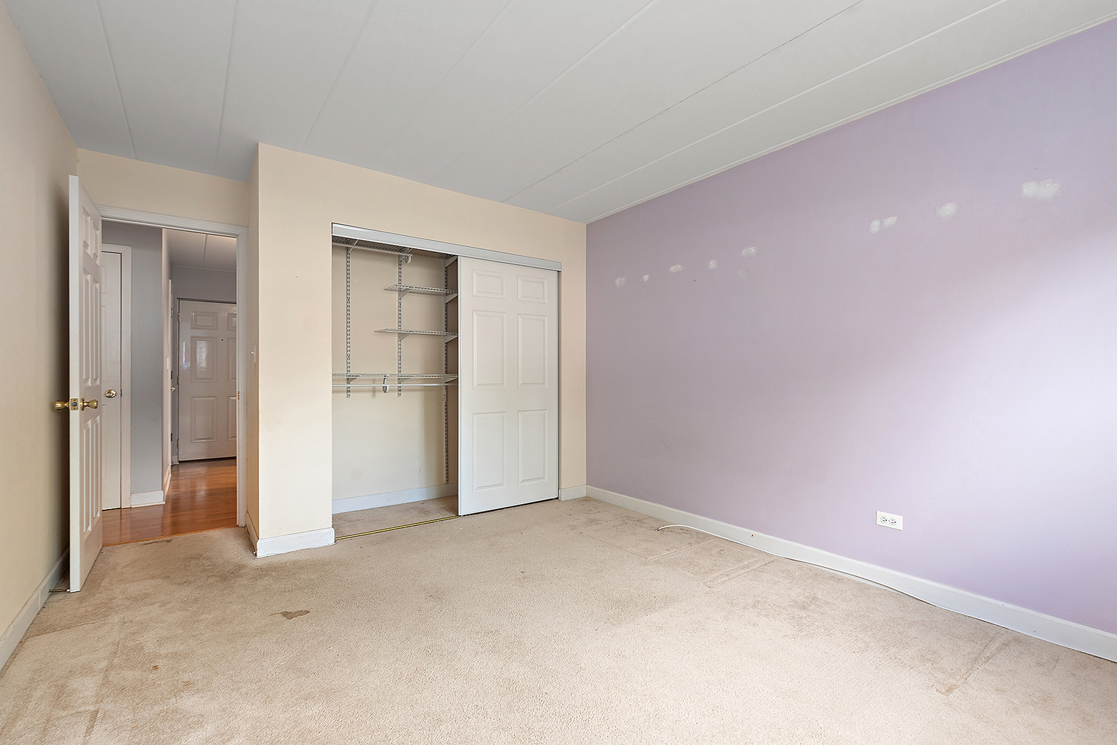 1000 South Lorraine Road, Unit 110 Wheaton, IL 60189 - Photo 18 of 29 a view of an empty room