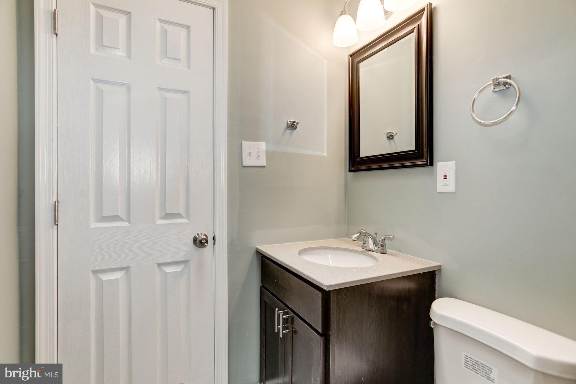 8453 Snowden Oaks Place Laurel, MD 20708 - Photo 18 of 37 Master Bathroom