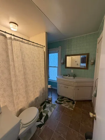 $189,900 | 63 South Howell Street, Hillsdale, MI 49242