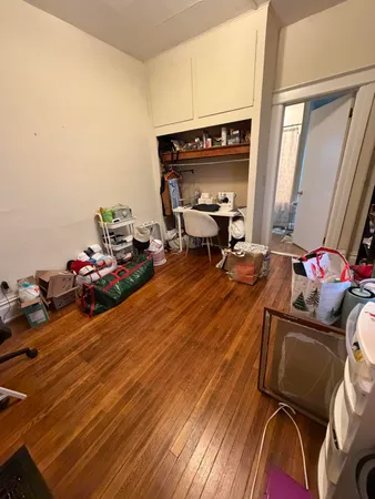 $189,900 | 63 South Howell Street, Hillsdale, MI 49242