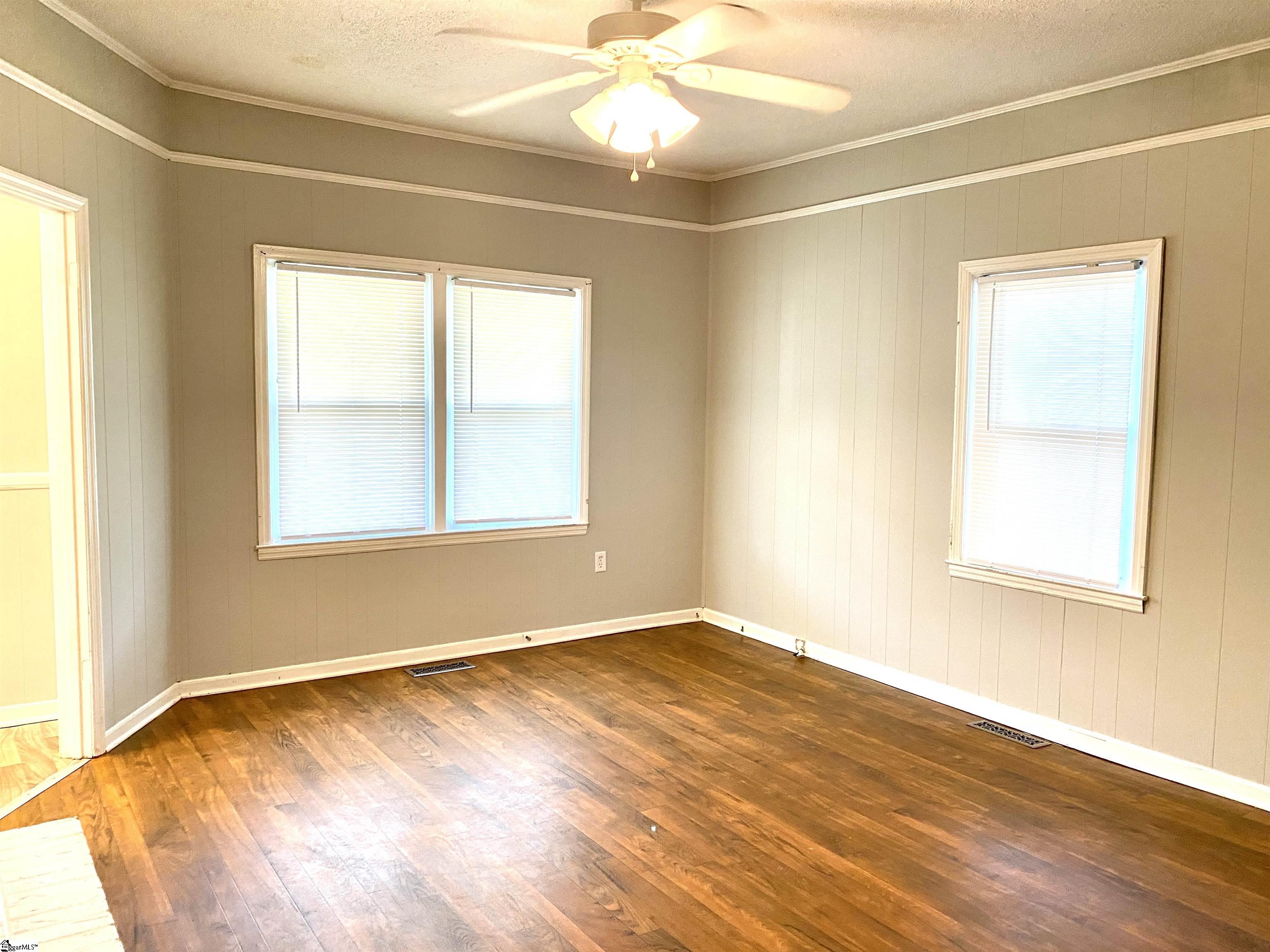 12 Poplar Street Startex, SC 29377 - Photo 2 of 10 Gallery Image 2
