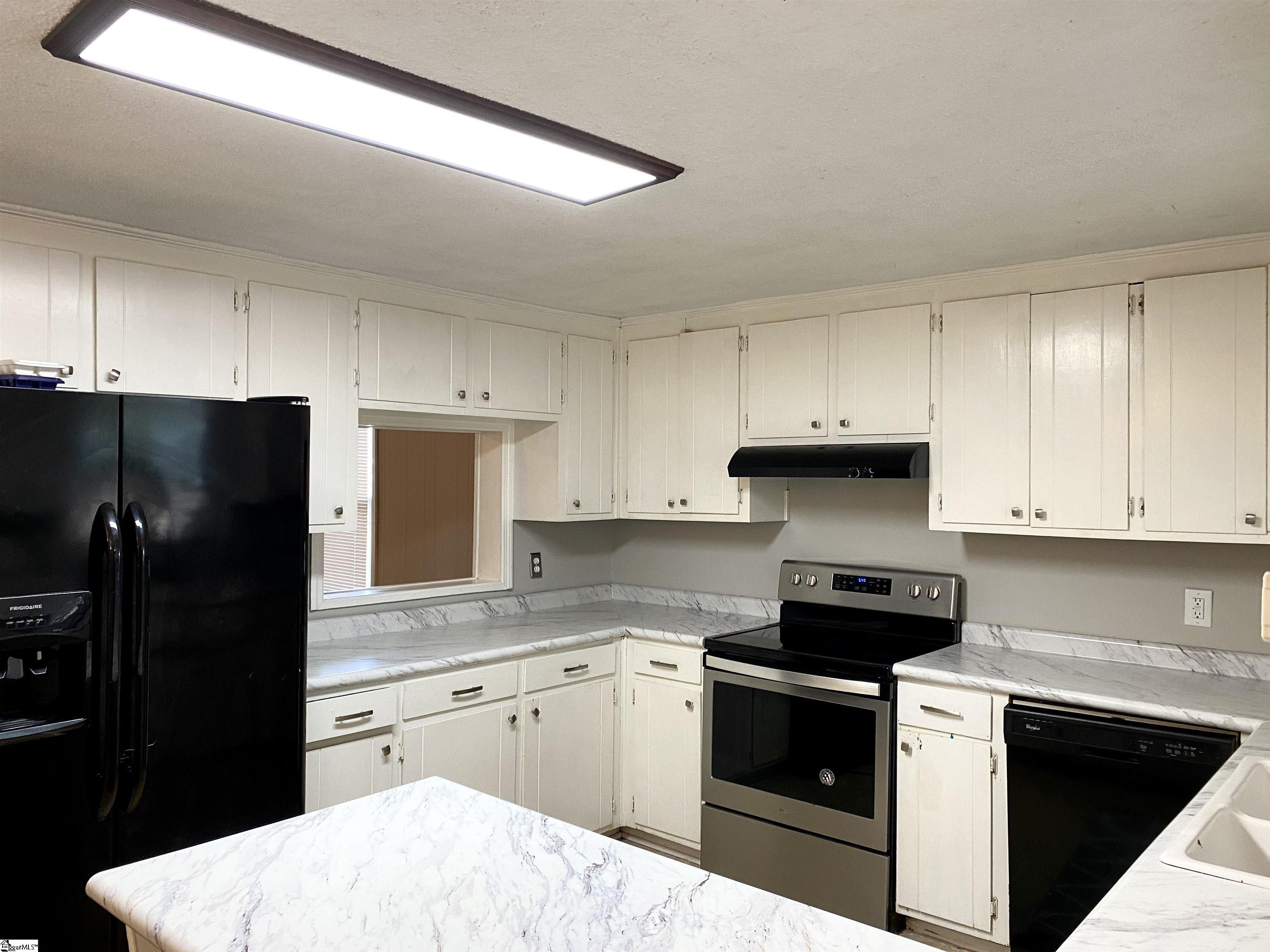 12 Poplar Street Startex, SC 29377 - Photo 3 of 10 Gallery Image 3