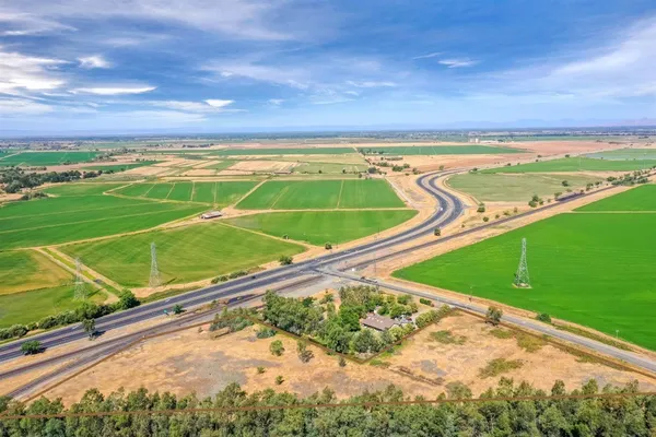 $389,999 | 2947 South Beale Road, Wheatland, CA 95692