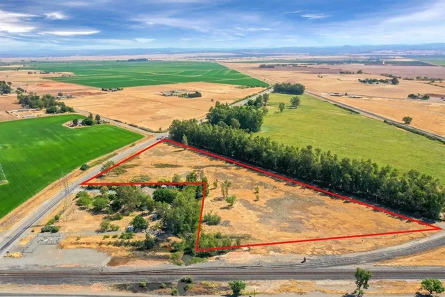 $389,999 | 2947 South Beale Road, Wheatland, CA 95692