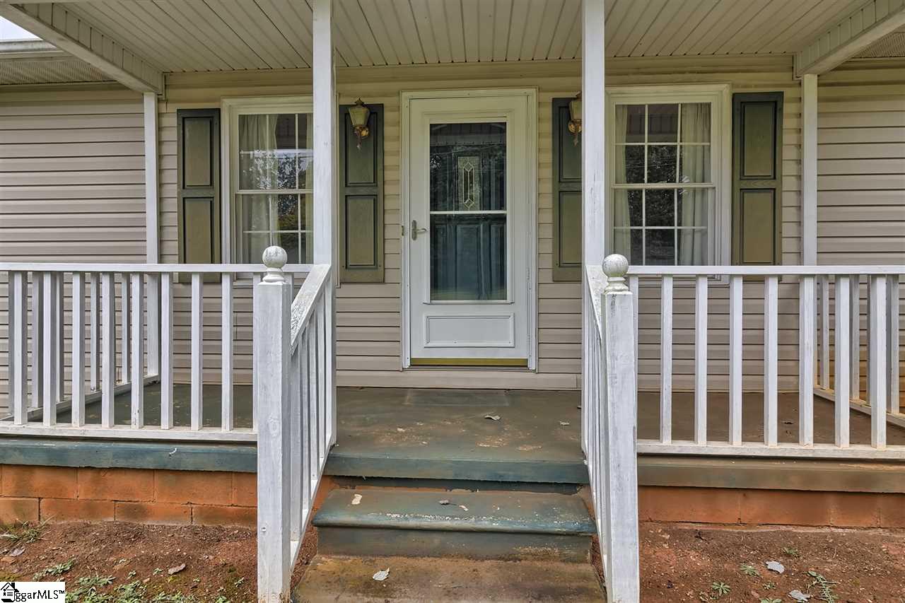 1102 Fox Squirrel Ridge Road Pickens, SC 29671 - Photo 3 of 31
