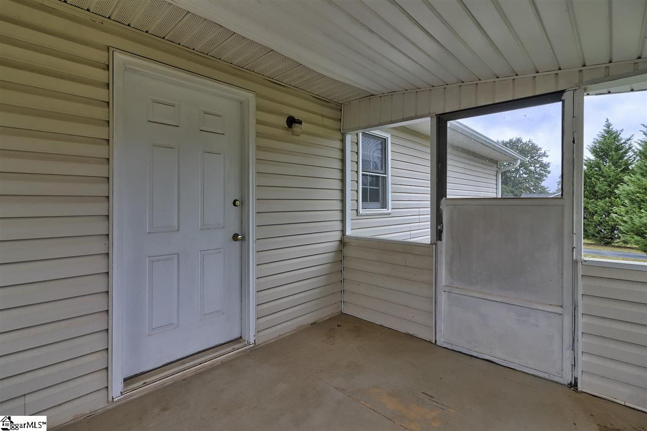 1102 Fox Squirrel Ridge Road Pickens, SC 29671 - Photo 26 of 31