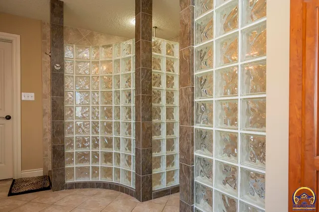 $589,500 | 3333 Northwest 49th Terrace, Topeka, KS 66618