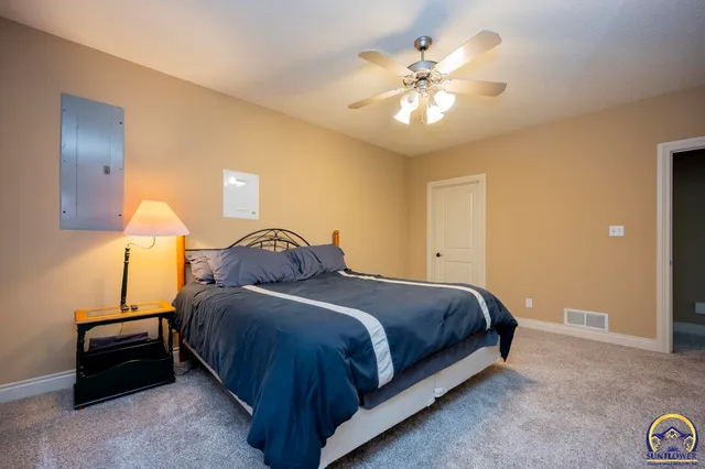 $589,500 | 3333 Northwest 49th Terrace, Topeka, KS 66618